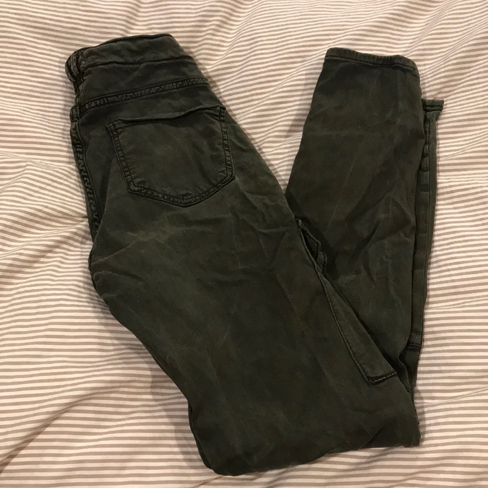 - Zara women  jeans